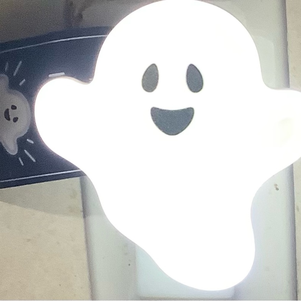Bath and body works Halloween Ghost Wallflower Plug in